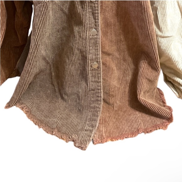POL Corduroy Shacket - Size Large - Picture 4 of 7